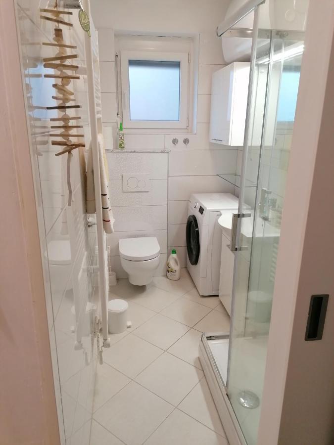 Apartma Ladinka Изола Экстерьер фото